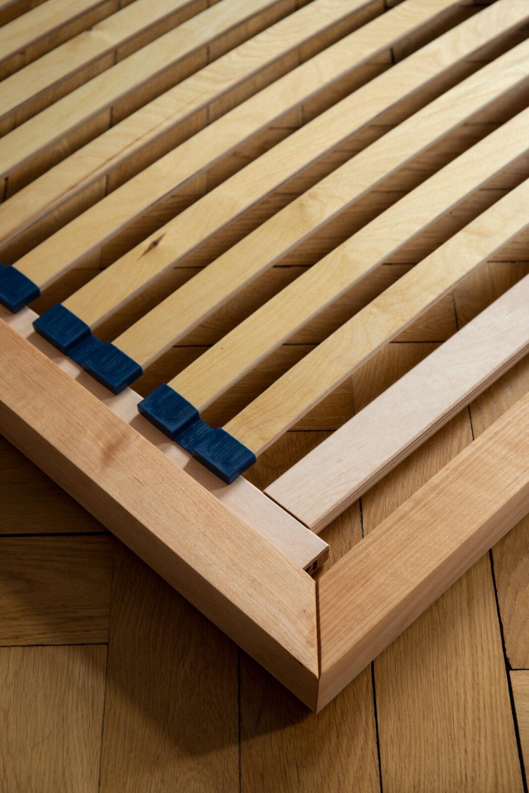 Łóżko TATAMI – prosta konstrukcja idealna do stylu japandi i pokoju w stylu Montessori - obrazek 10